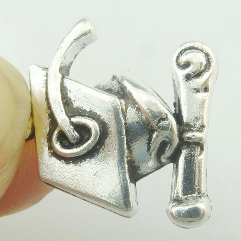 Jewelry Making Diploma - 40 قطعة من قلادات شهادة التخرج