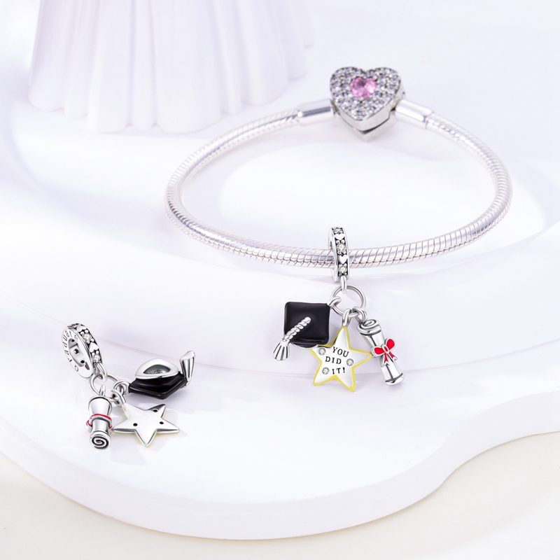 خرز تعليق على شكل قبعة التخرج، - مراجعة Jewelry Making Diploma وسعره
